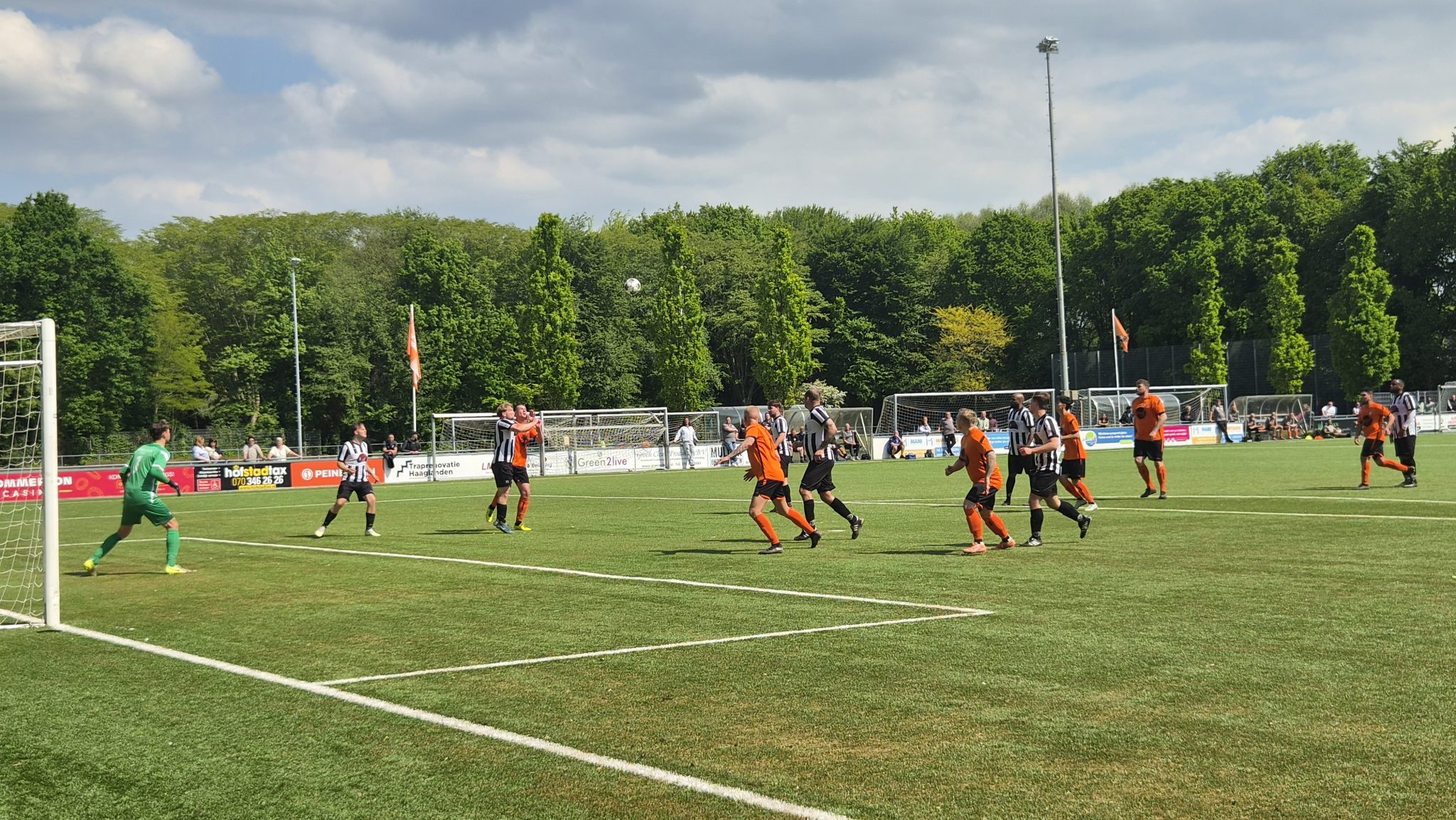 Onnodig verlies sv Houtwijk tegen WIK
